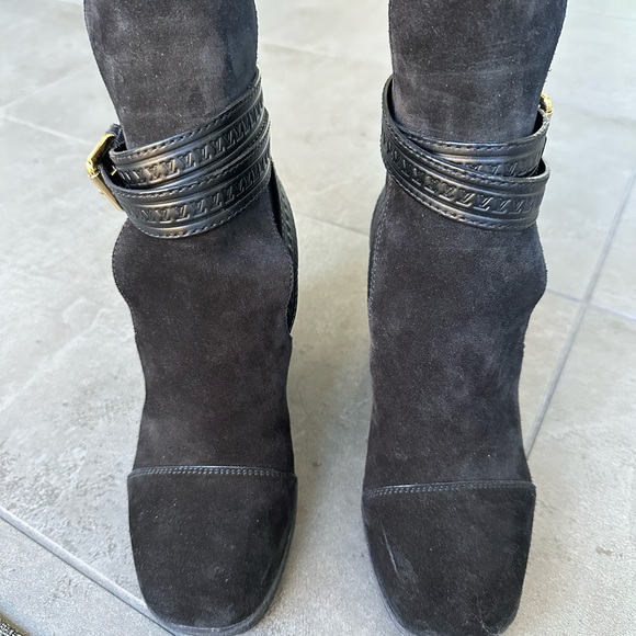 Louis Vuitton Heeled Ankle Boots - Picture 2 of 6
